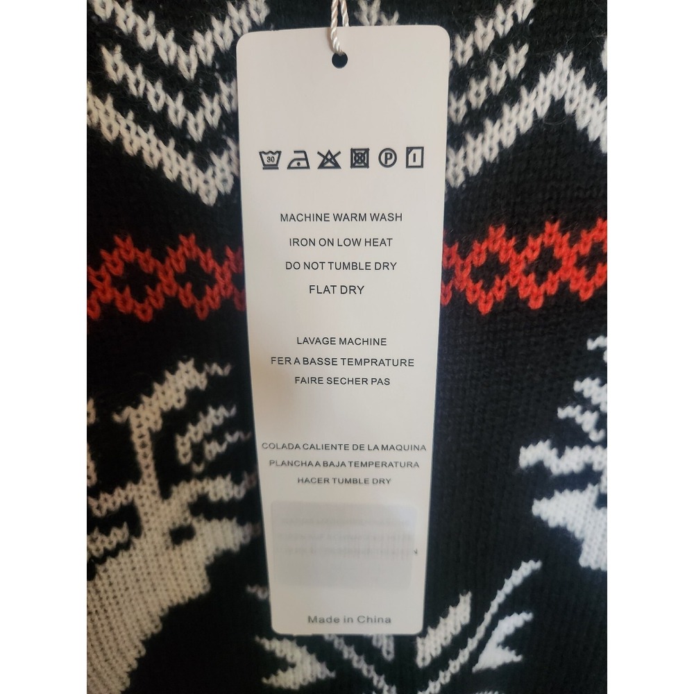 V28 Christmas Sweater Reindeer Knit CREW neck Black Red White XL - Picture 3 of 5
